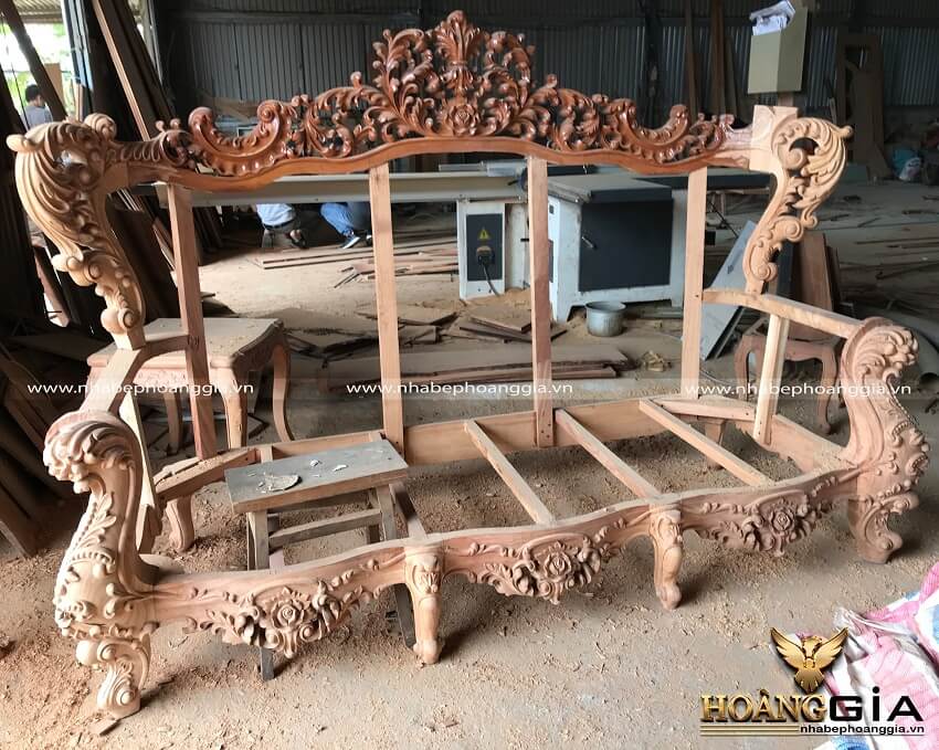 xưởng sản xuất sofa tân cổ điển
