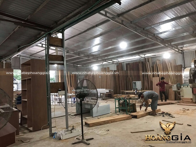 tủ bếp gỗ gõ đỏ tự nhiên số 1 Việt Nam