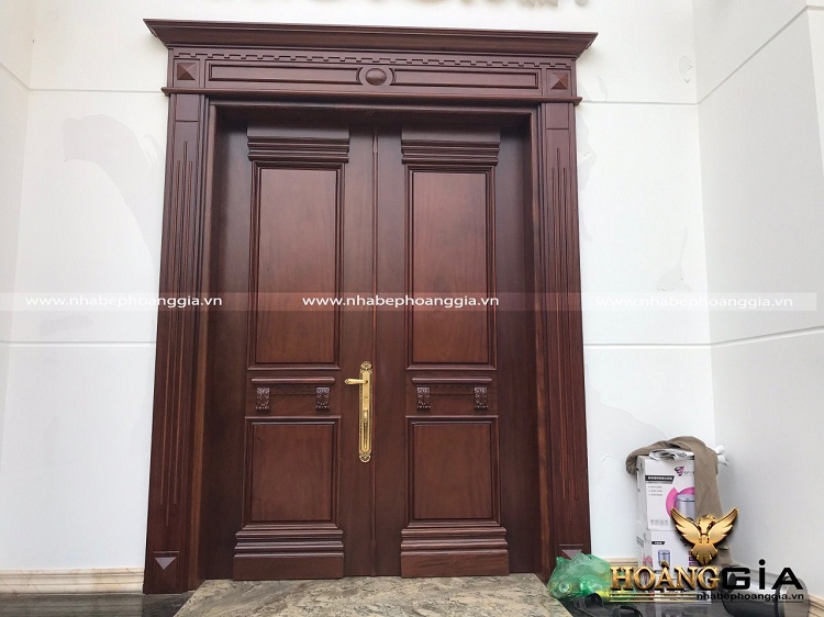 cửa gỗ bị cong vênh