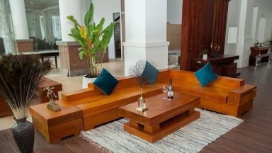 Tư vấn lựa chọn kích thước sofa gỗ nguyên khối phù hợp