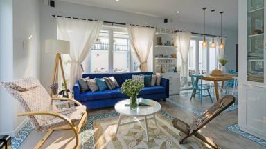 Mẫu thiết kế nội thất phong cách Coastal xua tan mùa hè oi bức