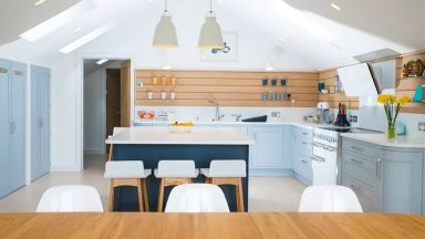 07 gợi ý vật liệu ốp tường bếp đẹp mắt và độc đáo