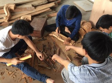 Xưởng sản xuất nội thất gỗ tự nhiên tại Hà Nội